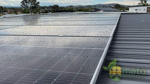 Why you should invest in Canberra Solar Energy. Solar installer Canberra Home solar panel system installed by Meta Electrical